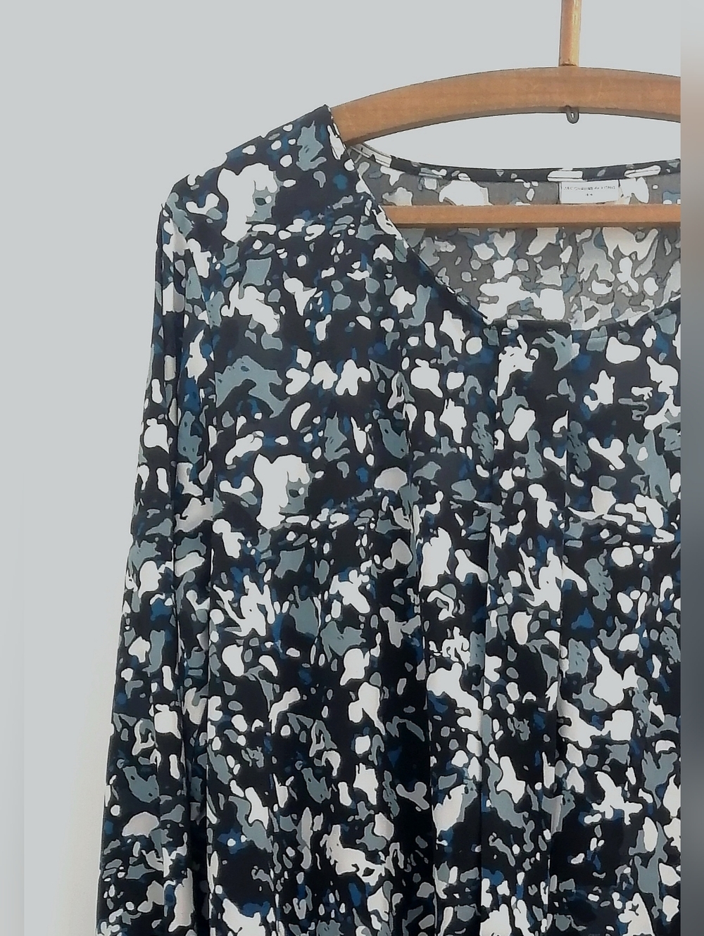 Like New Jacqueline De Yong Tunic Dress Sz XL Long Sleeves  Classic Buttoned